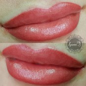 Перманентный макияж, губы, сразу после процедуры